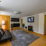 Nicolas 1 & Cozy 2 * Stavanger