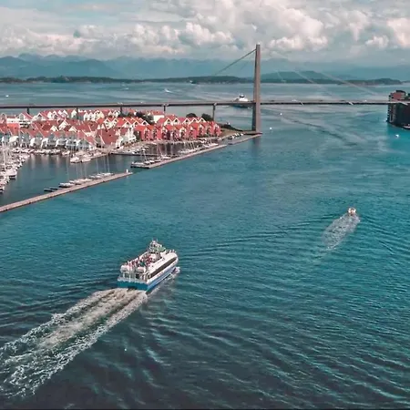 Nicolas 1 & Cozy 2 Apartmán *