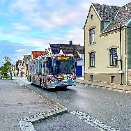Nicolas 1 & Cozy 2 * Stavanger