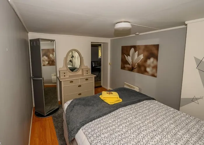 דירה Nicolas 1 & Cozy 2 *